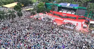 জামায়াতের জাতীয় সমাবেশ: সোহরাওয়ার্দীতে লাখো কর্মী-সমর্থকের ঢল